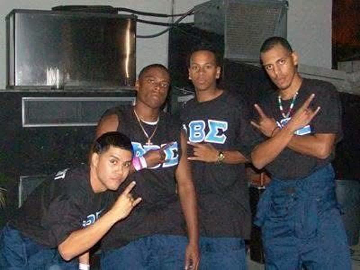 Summer 2004 line photo